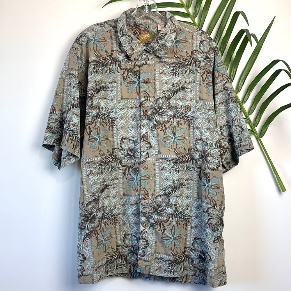 Vintage Caribbean Silk Blend Tropical Print Vacation Button Up Beach Tee